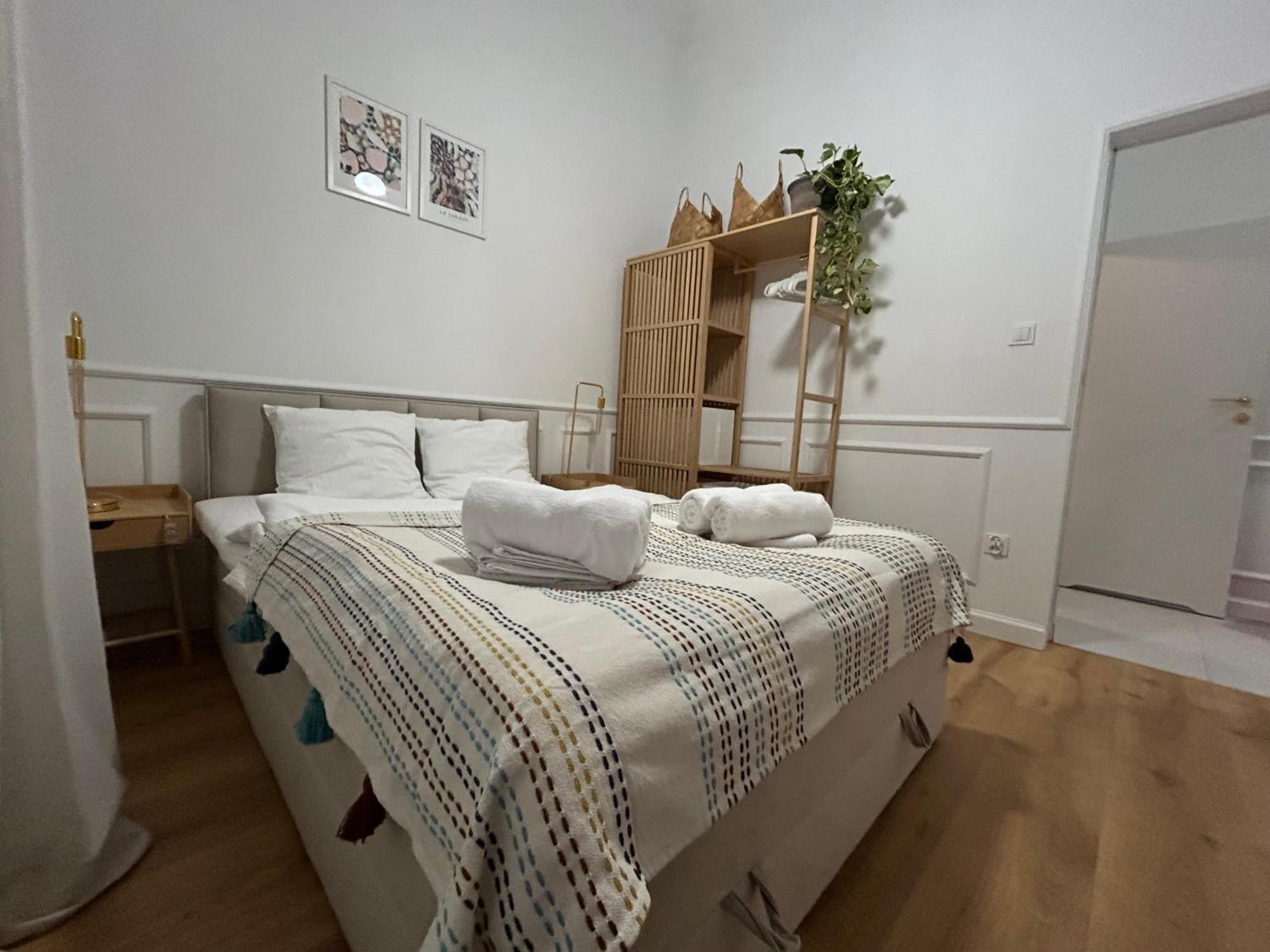 Apartament Przy Bulwarze Wroclaw Ngoại thất bức ảnh